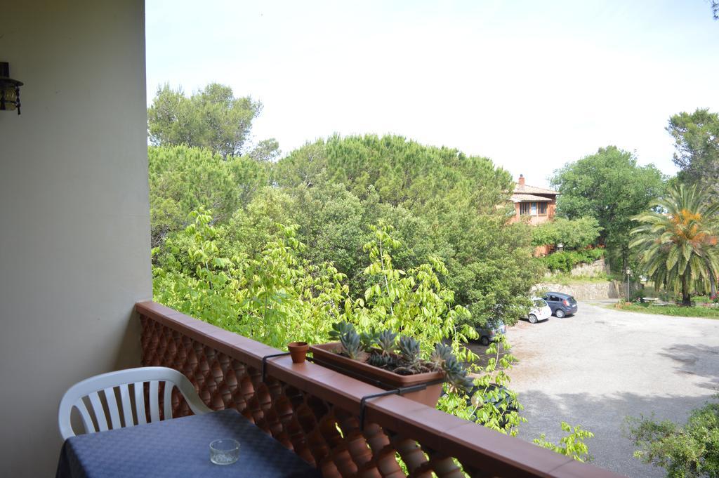 Hotel Il Poggetto Castellina Marittima Dış mekan fotoğraf