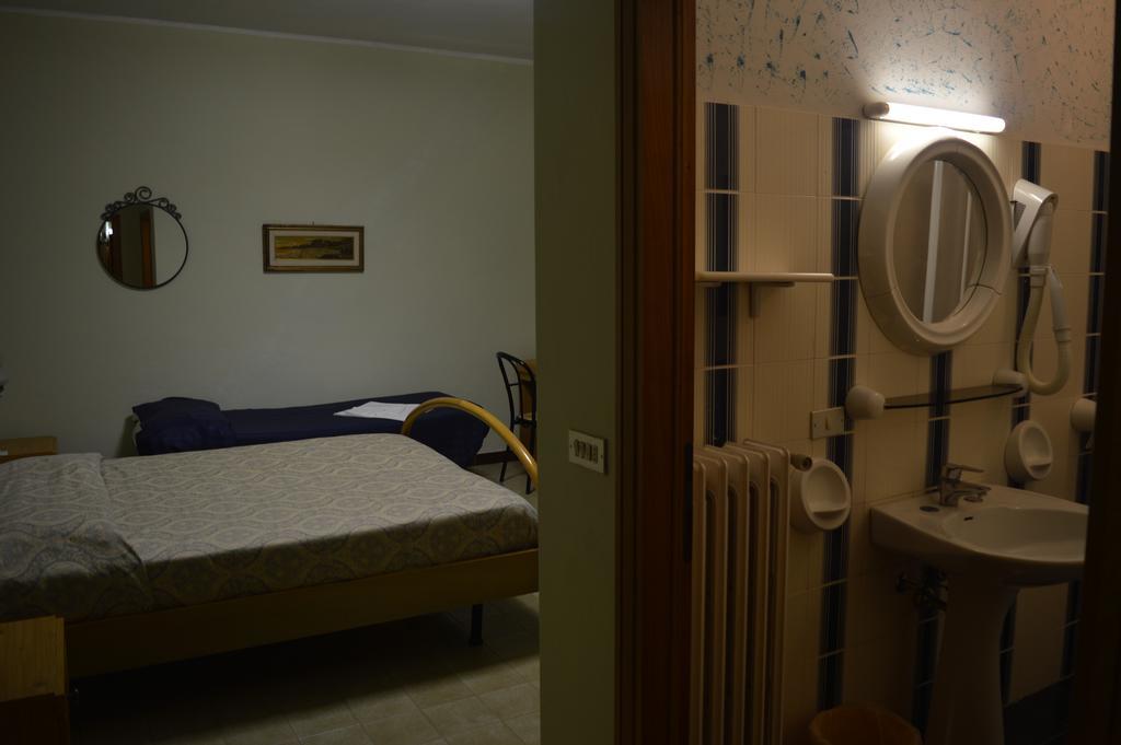 Hotel Il Poggetto Castellina Marittima Dış mekan fotoğraf